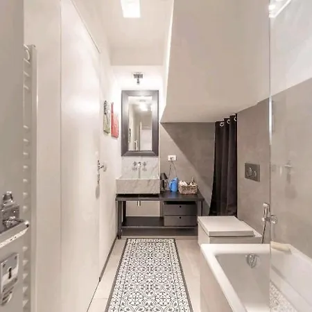 Bed & Breakfast Lima Royal